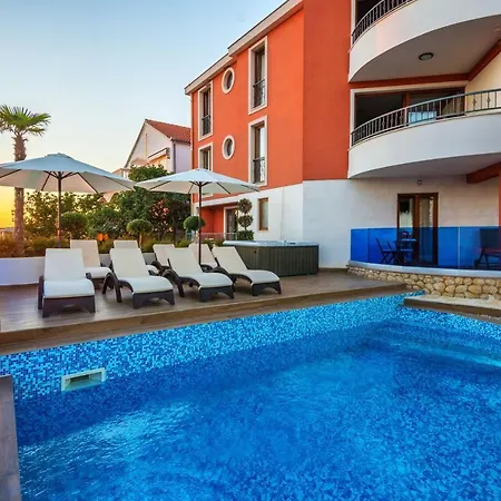 Sv. Petar Apartment *