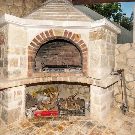 希沃佩塔尔别墅公寓 *