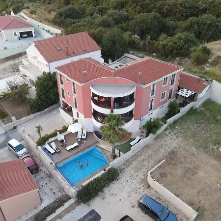 Daire Sv. Petar *