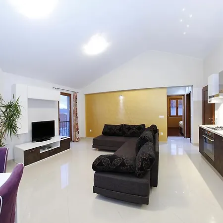 希沃佩塔尔别墅公寓 斯维蒂佩塔